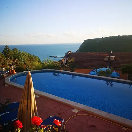 Seaview Complex Karia12 *